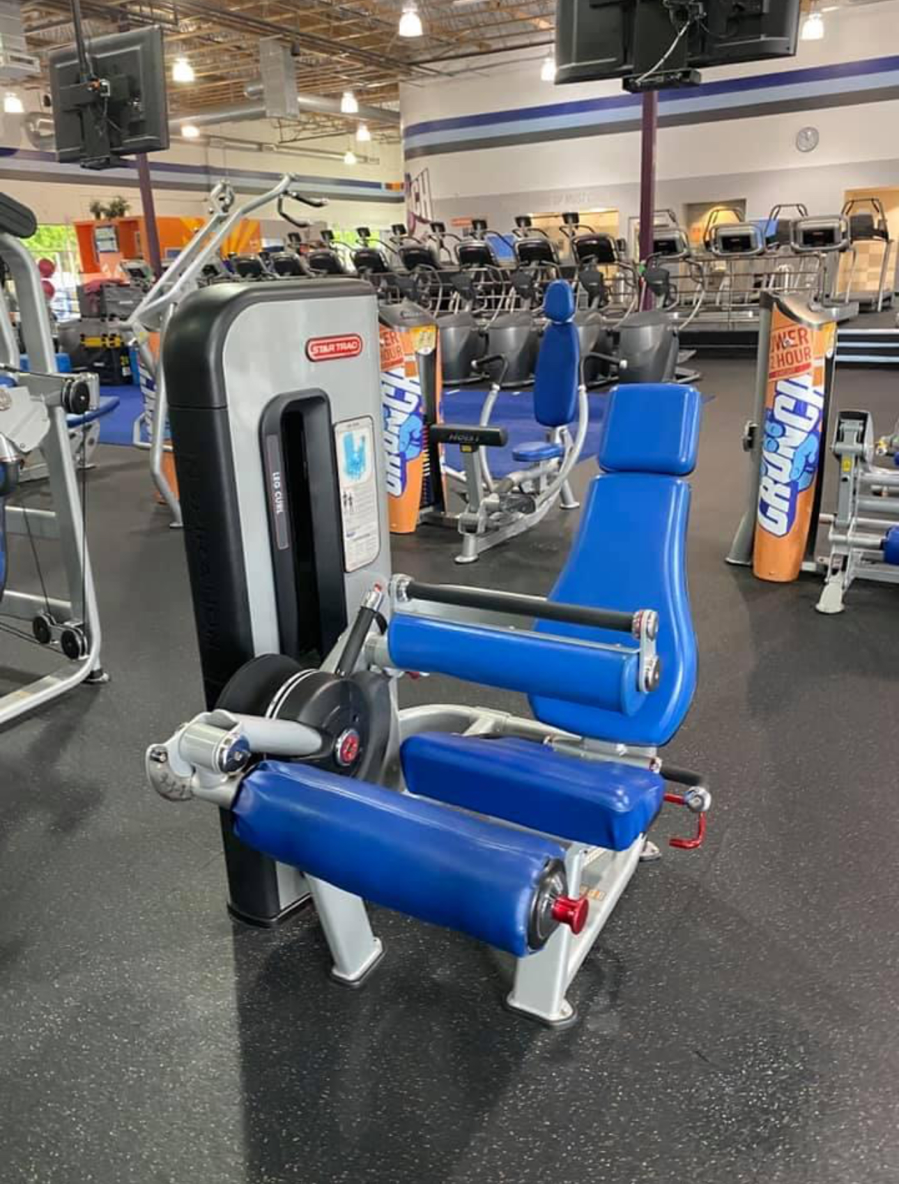 10 star trac weight machines - Image 10